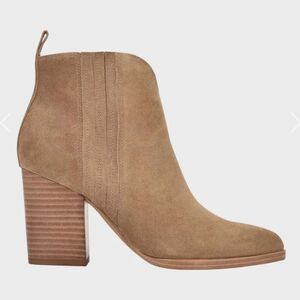 BRAND NEW QUPID BLOCK HEEL POINTED TOE SUEDE BOOTS
